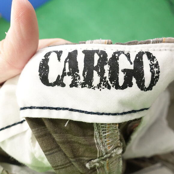 ROUNDTREE & YORKE CARGO PLAID SHORTS MENS SIZE 35 - Picture 6 of 8